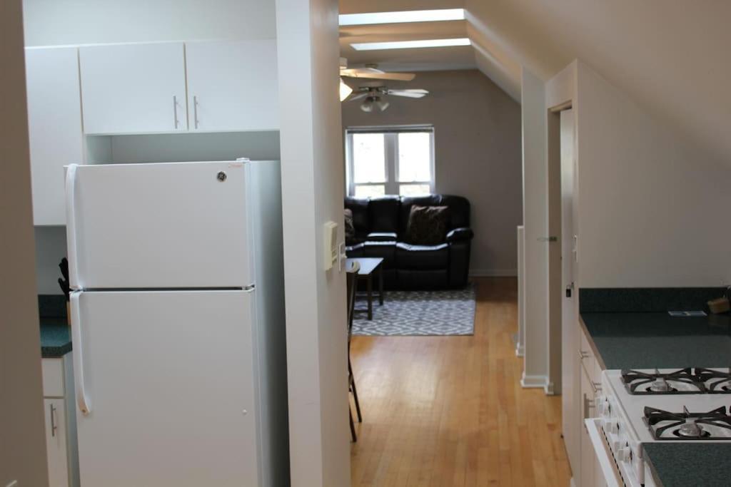 Hébergement de vacances Lincoln Park Living - 3 Queen Beds - Sleeps 6 Chicago
